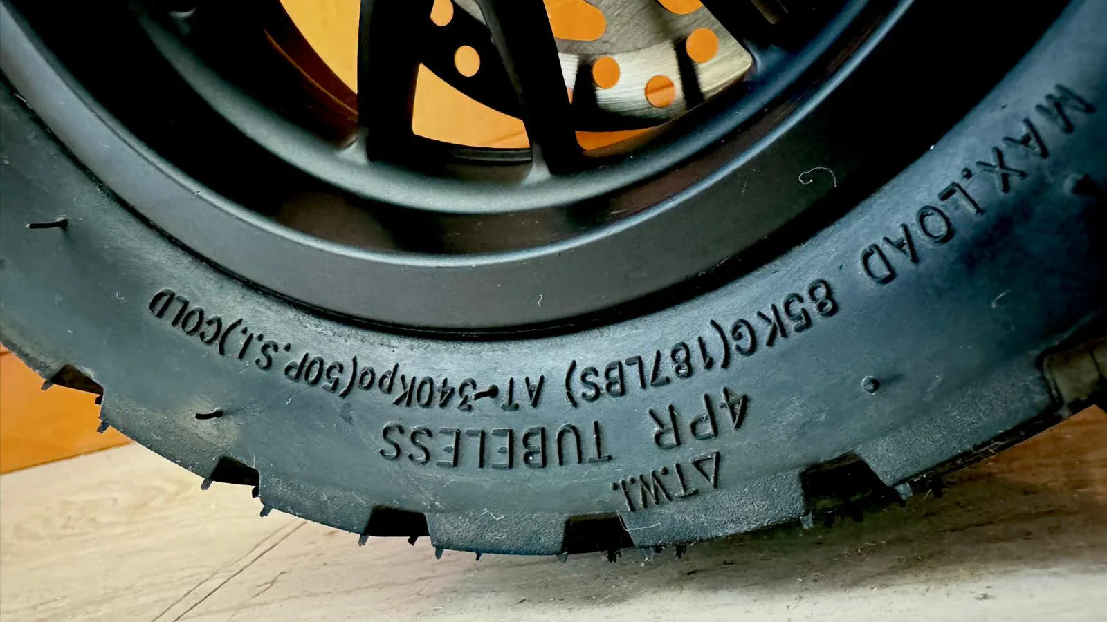 KuKirin G2 Tyre