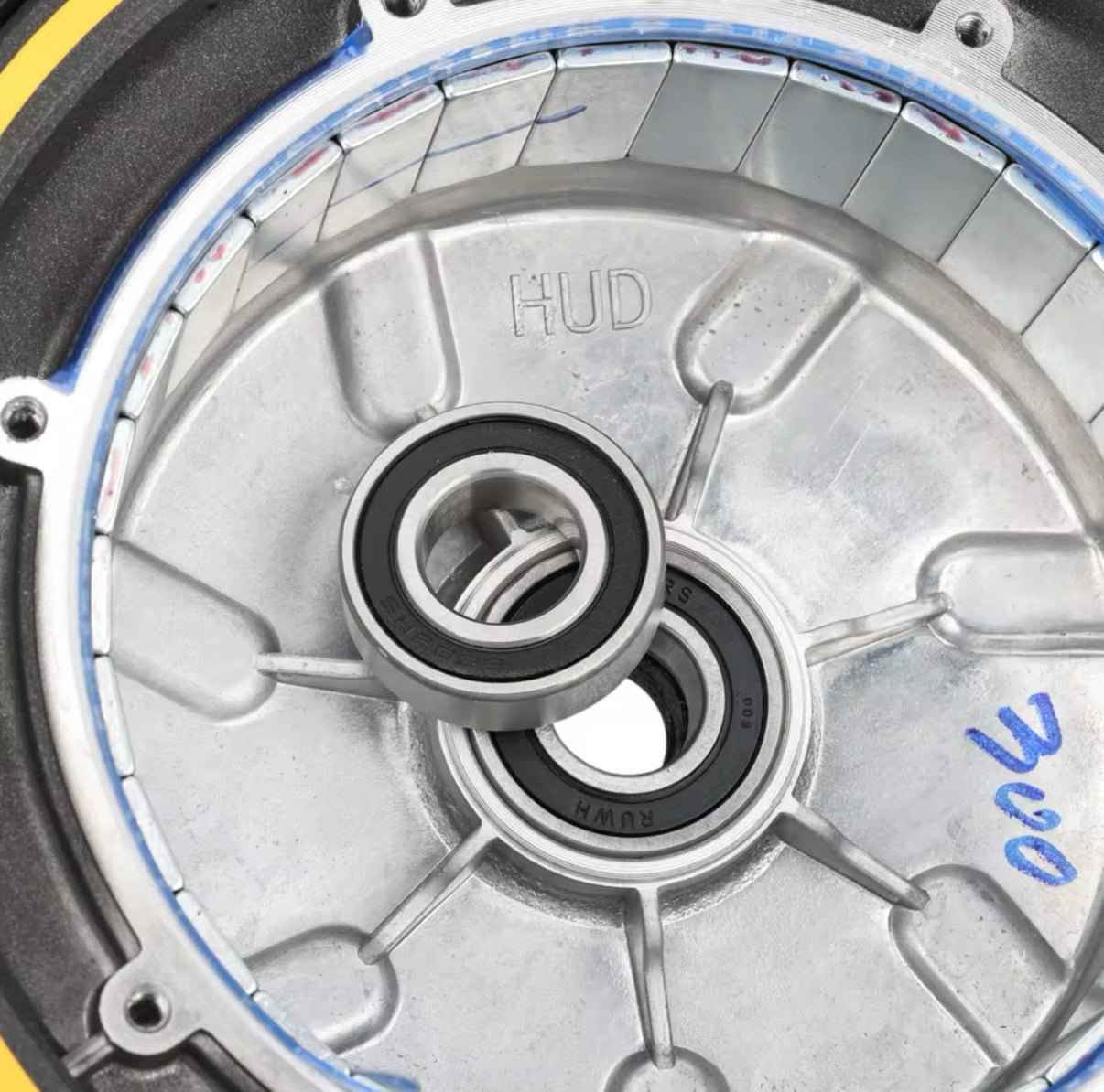 Rear Motor Bearings For Ninebot Max G30 - E-Scooter Hut