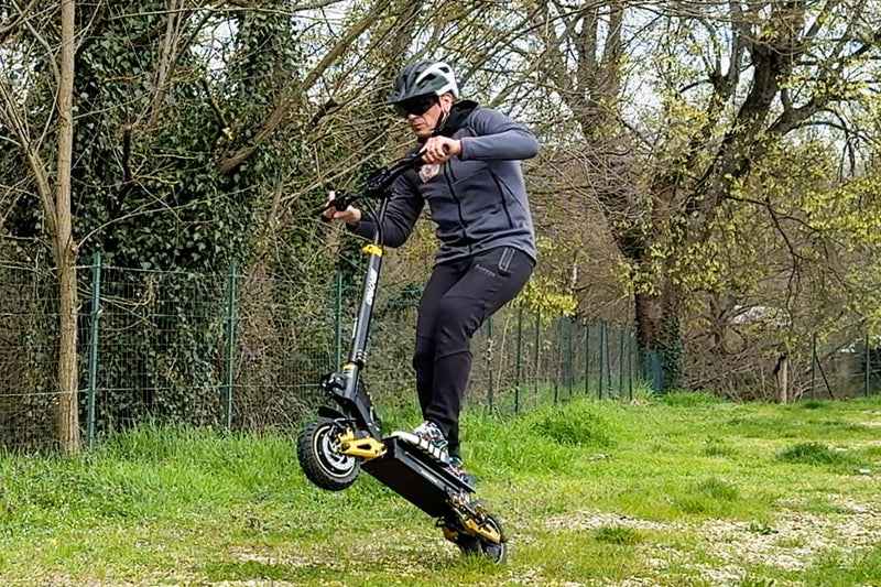 iENYRID ES1 Off Road Wheelie